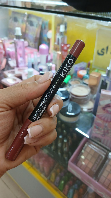 مداد لب کیکو kiko در 12 رنگ مختلف